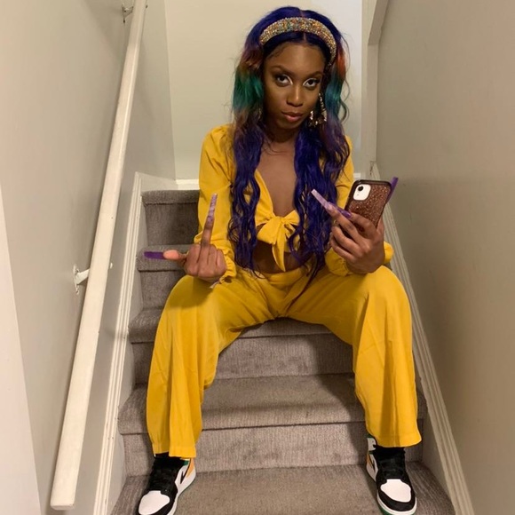 Matching set - Picture 2 of 3